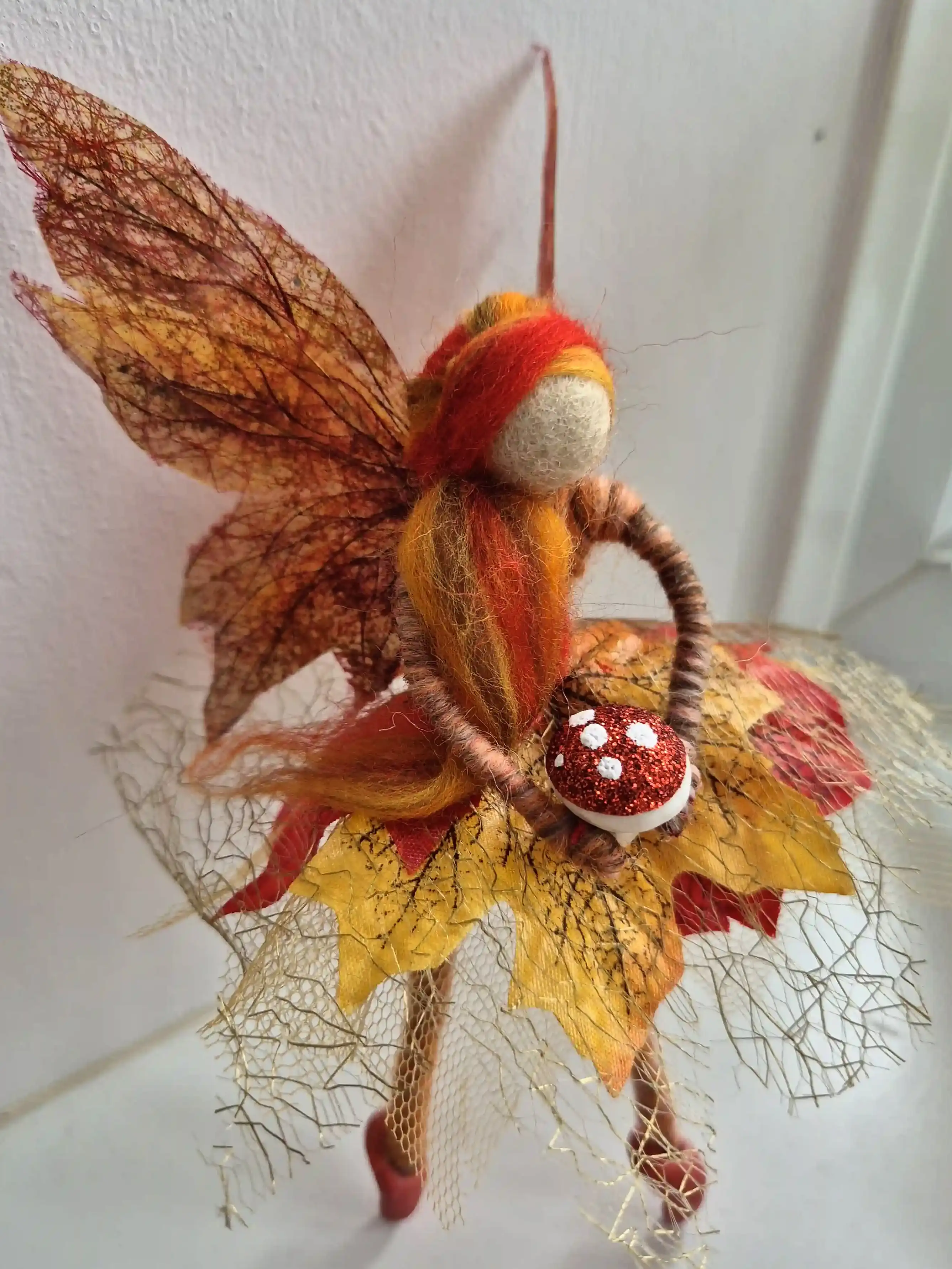 Autumn Faery — handmade SeoSonas creation, photograph 1