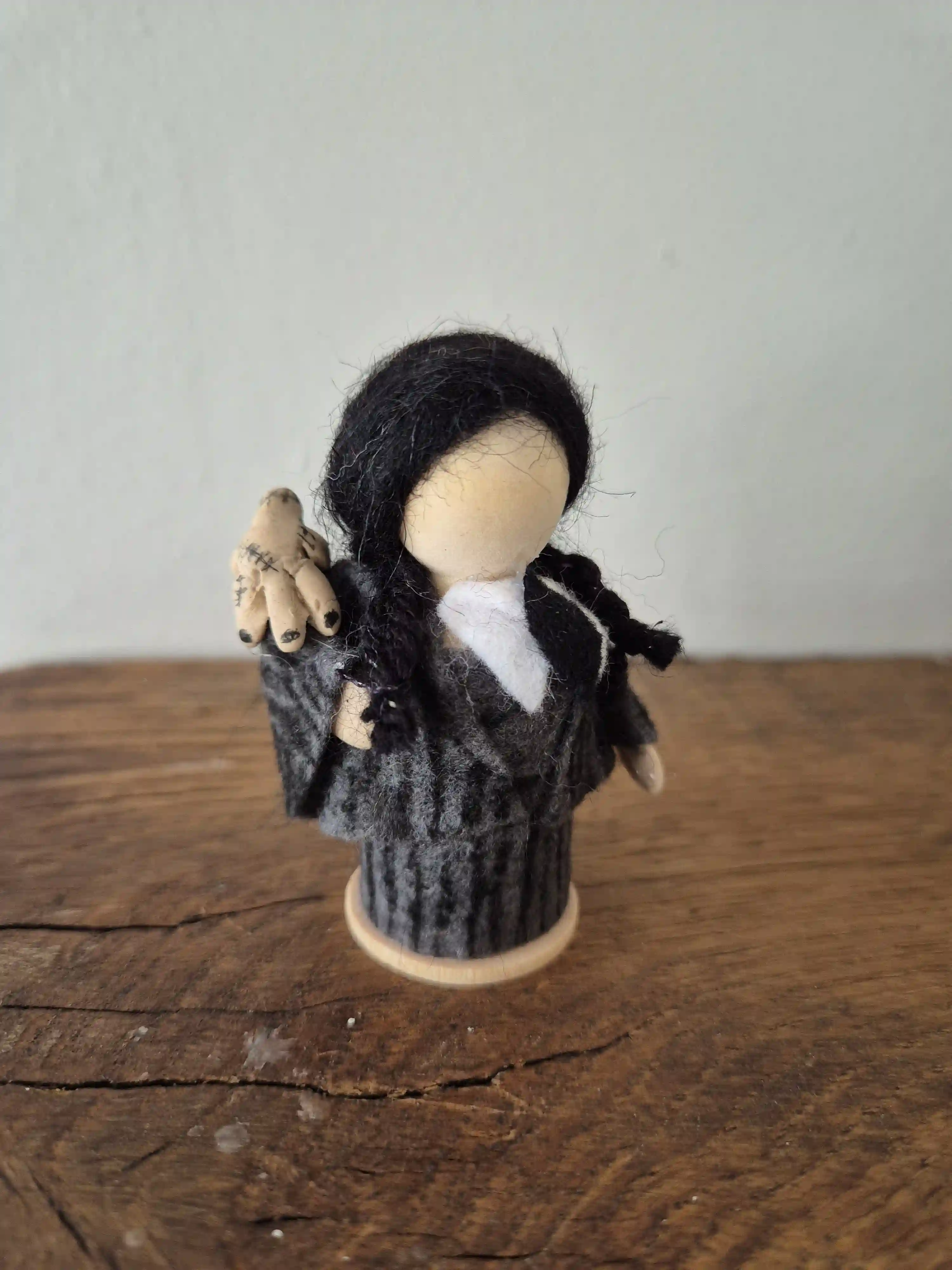 Delightfully Dark — handmade SeoSonas creation, photograph 11